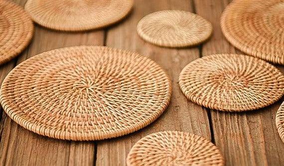 Conjunto Sousplat De Rattan - 6 peças - Casa Rezende