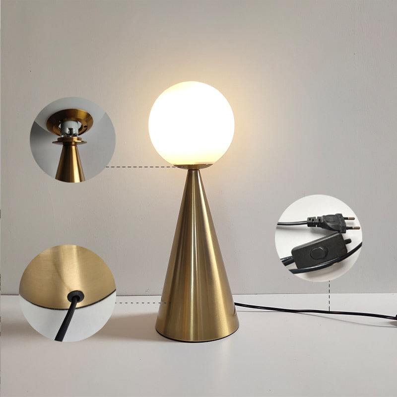 Luminária de mesa Cone Moderno - Casa Rezende