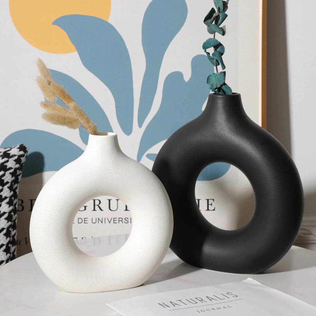 Vaso Decorativo Donut Nórdico Circular em Cerâmica - Casa Rezende